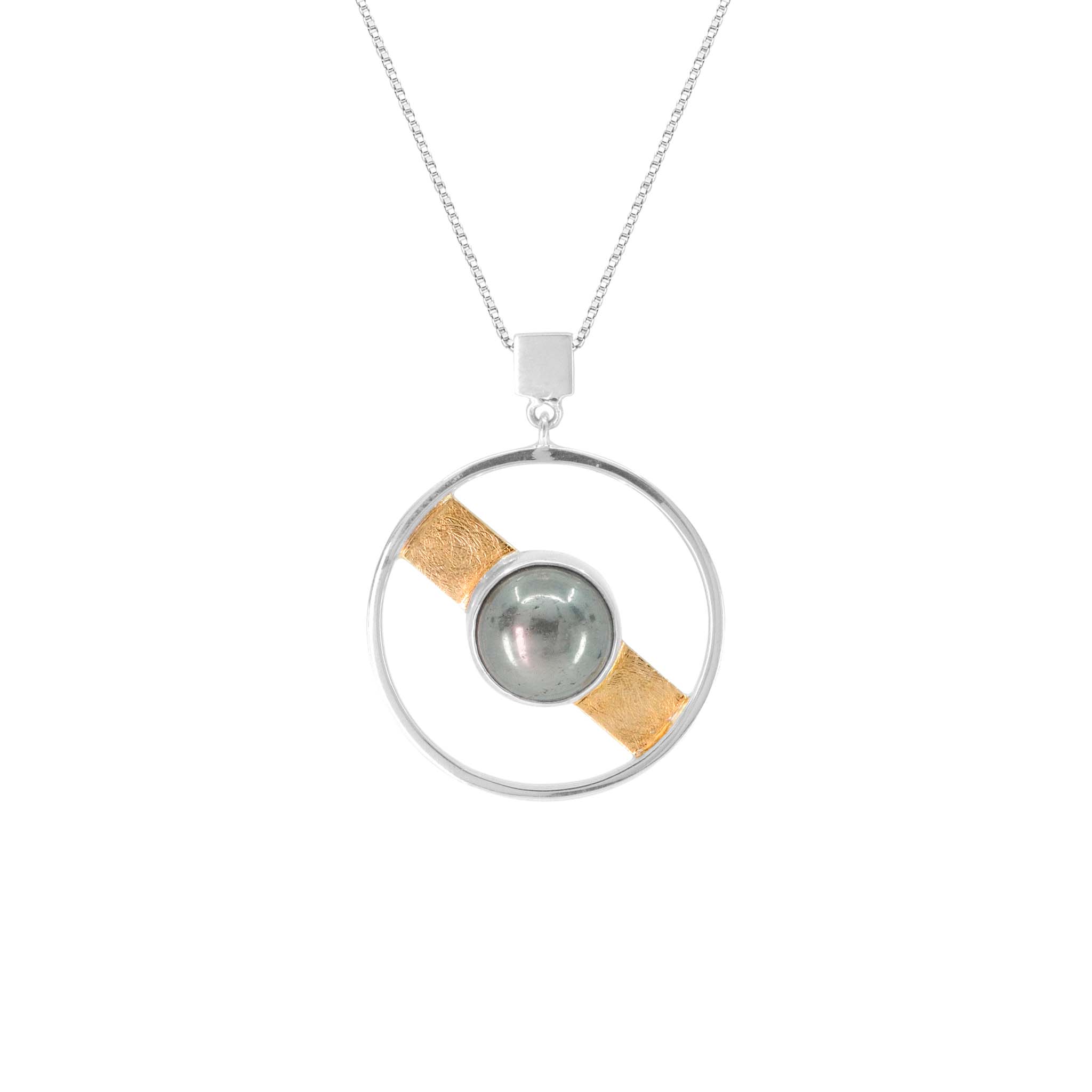 Animus_pendant кулон Анимус из серебра 925 пробы и частичной позолоты, с пиритом серого цвета в центре, вид сверху на белом фоне